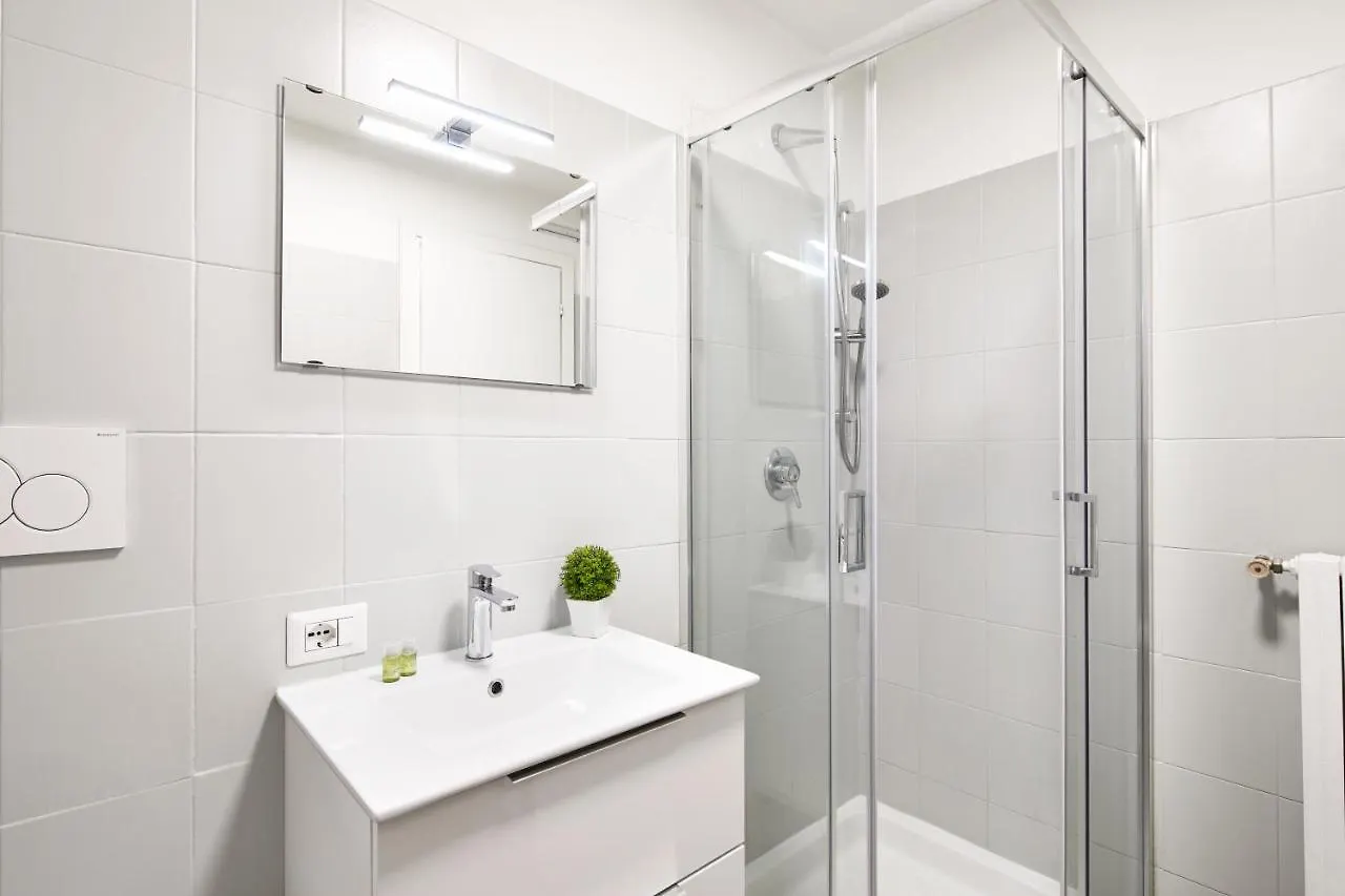 House Navigli Apartment In The Heart Of The Naviglio Grande Milano
